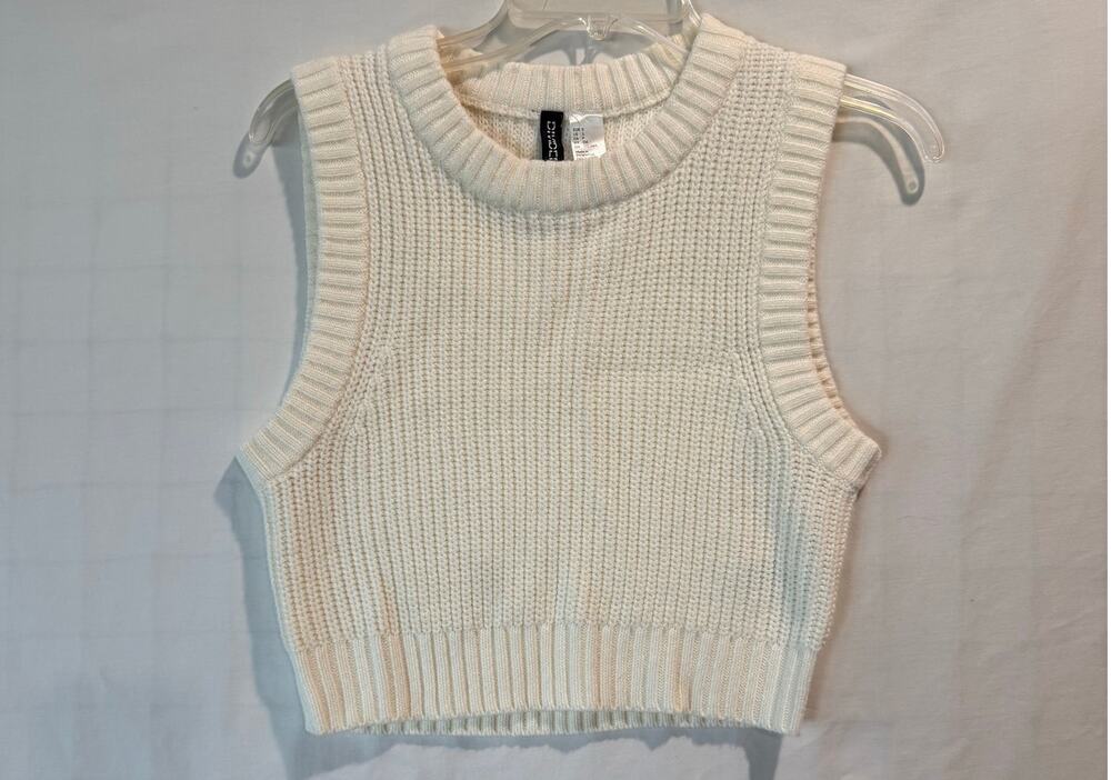 Women's H&M Divided cream cropped knit sweater vest chunky rib-knit Small
